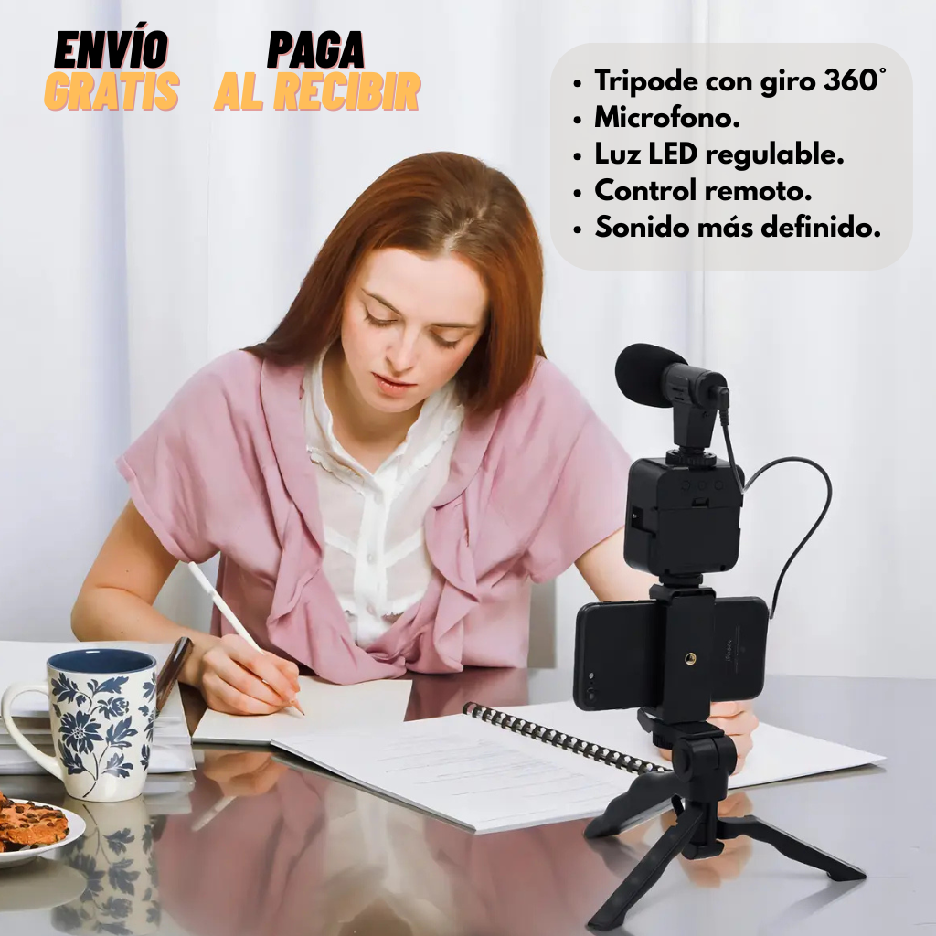 Trípode con luz y micrófono